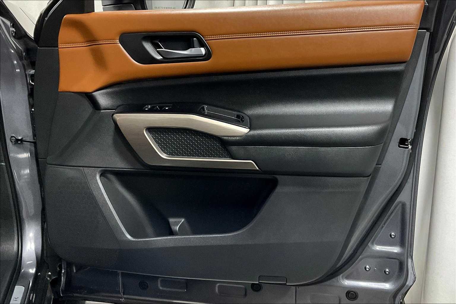 2023 Nissan Pathfinder Platinum - Photo 12