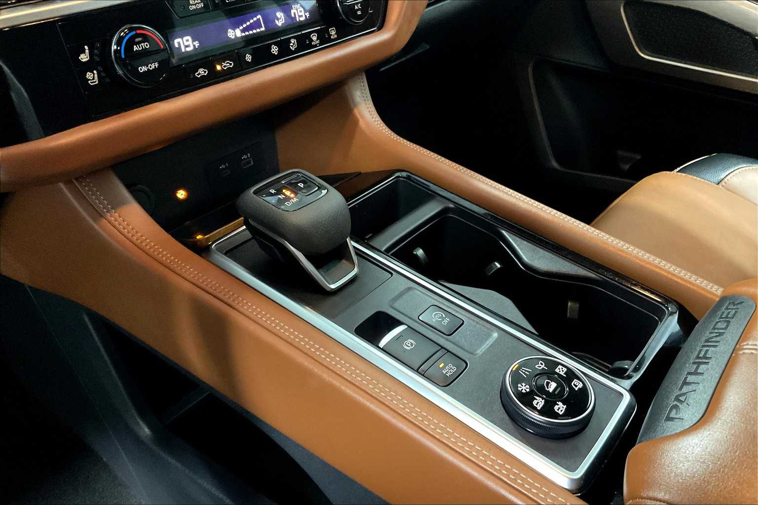 2023 Nissan Pathfinder Platinum - Photo 21
