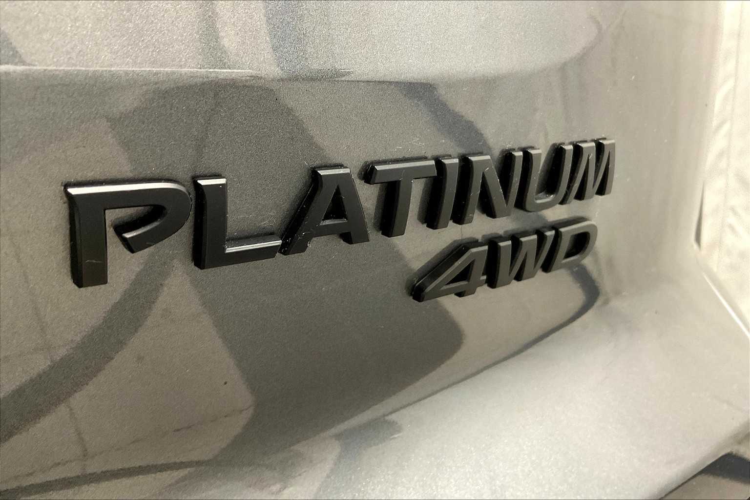 2023 Nissan Pathfinder Platinum - Photo 30