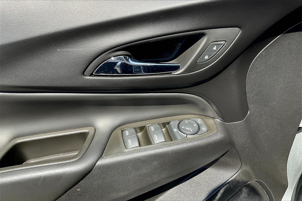 2023 Chevrolet Equinox LT - Photo 35
