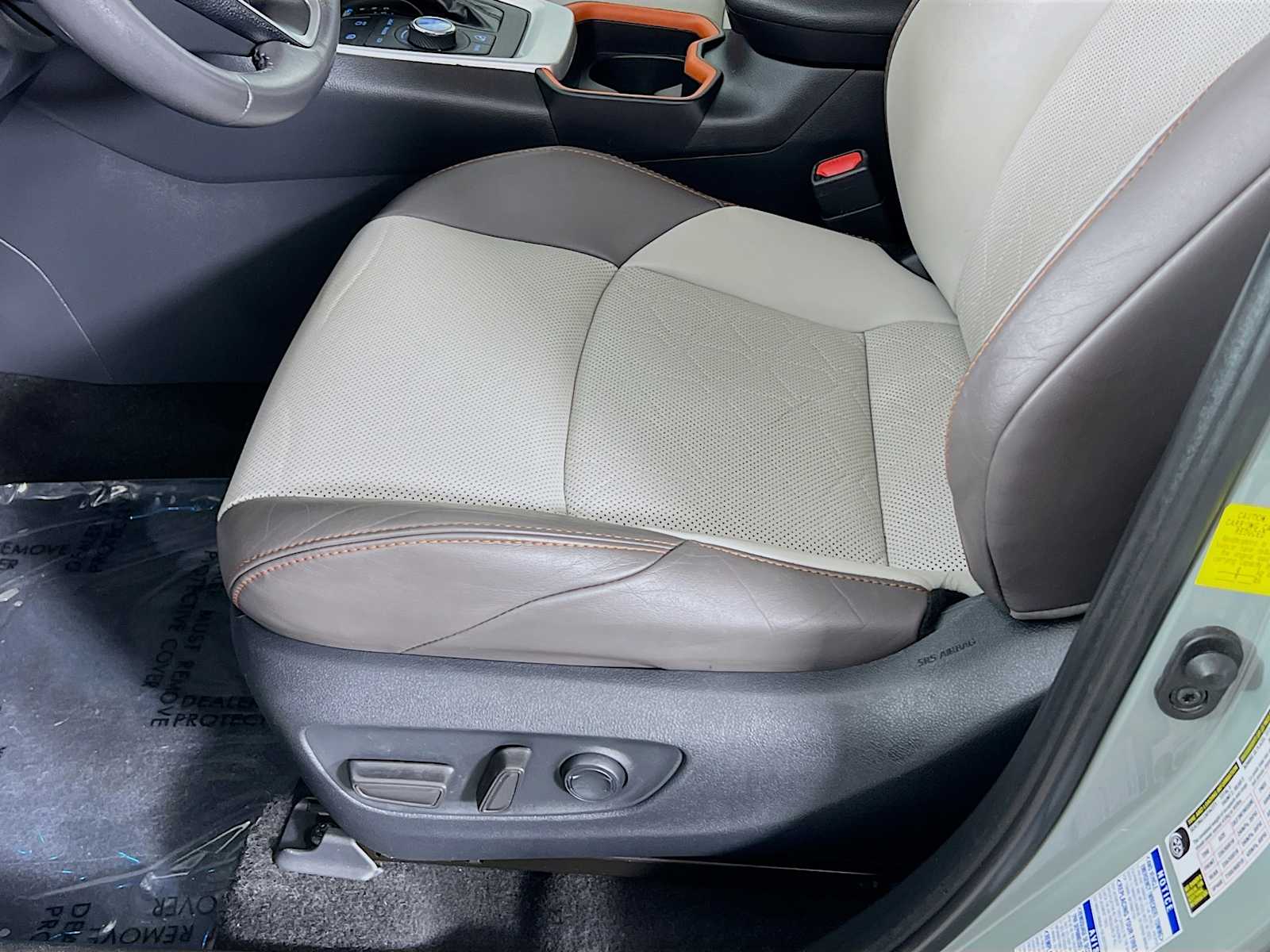2019 Toyota RAV4 Adventure - Photo 19