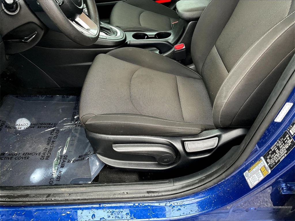 2023 Kia Forte LXS - Photo 30