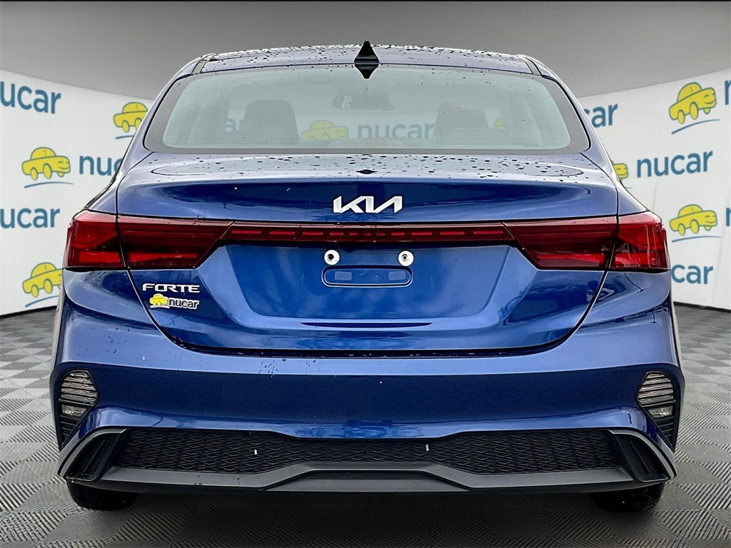 2023 Kia Forte LXS - Photo 5