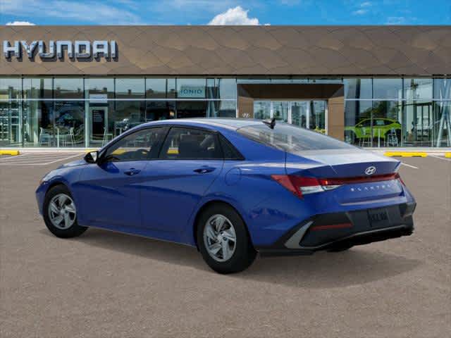 2025 Hyundai Elantra SE - Photo 5