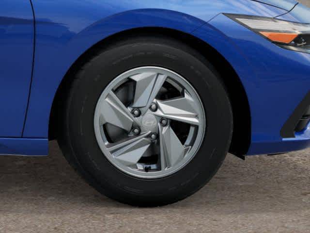 2025 Hyundai Elantra SE - Photo 8