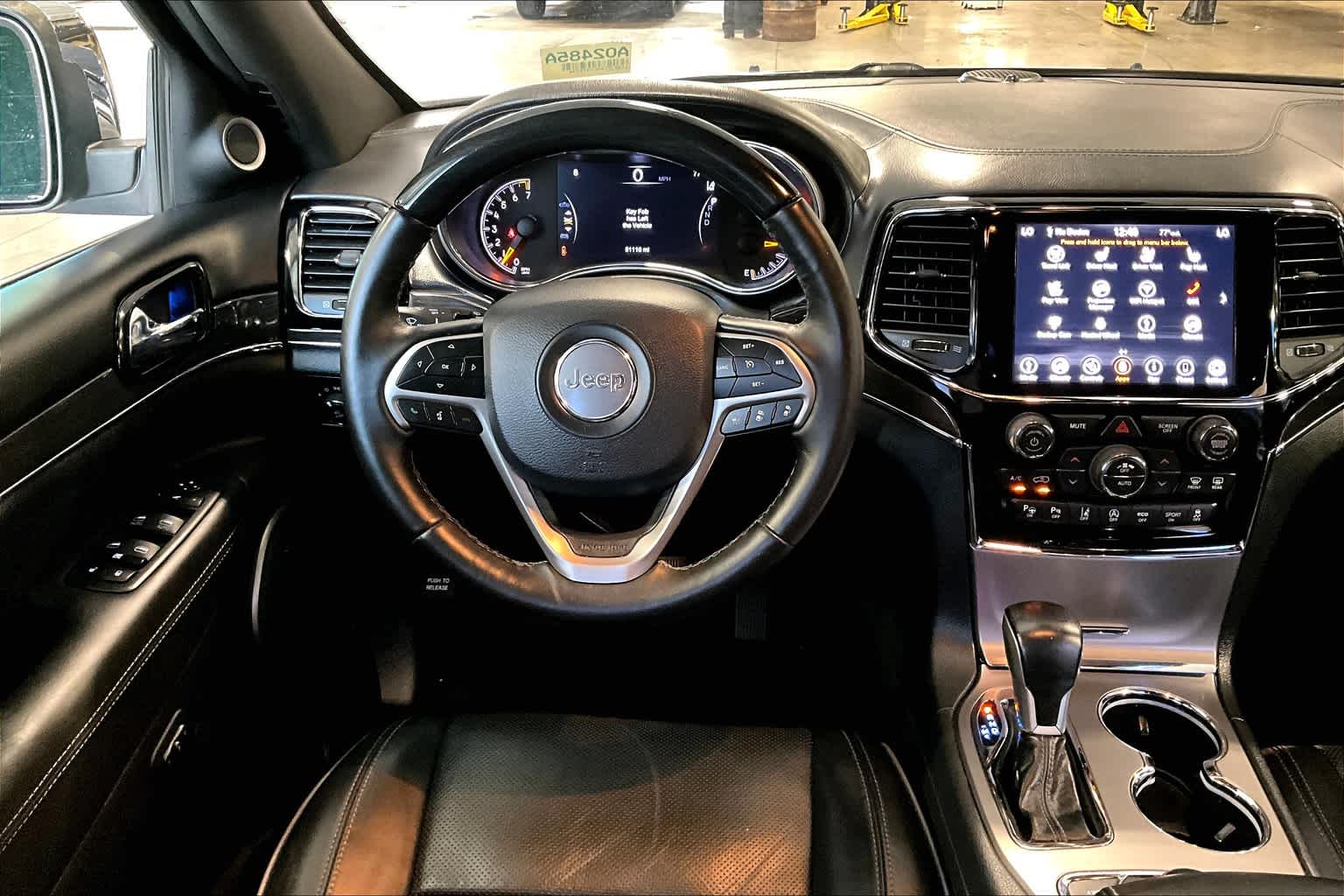 2020 Jeep Grand Cherokee Overland - Photo 18