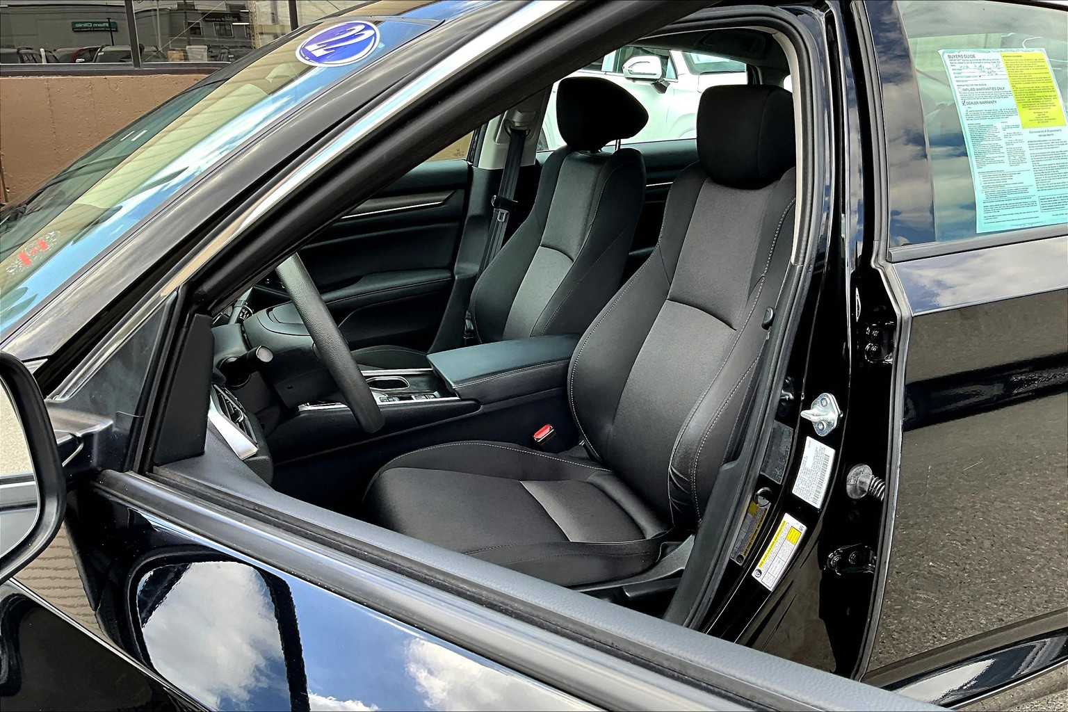 2022 Honda Accord LX - Photo 10