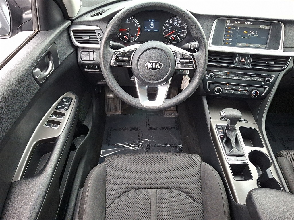 2020 Kia Optima LX - Photo 12