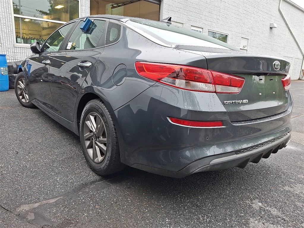2020 Kia Optima LX - Photo 3
