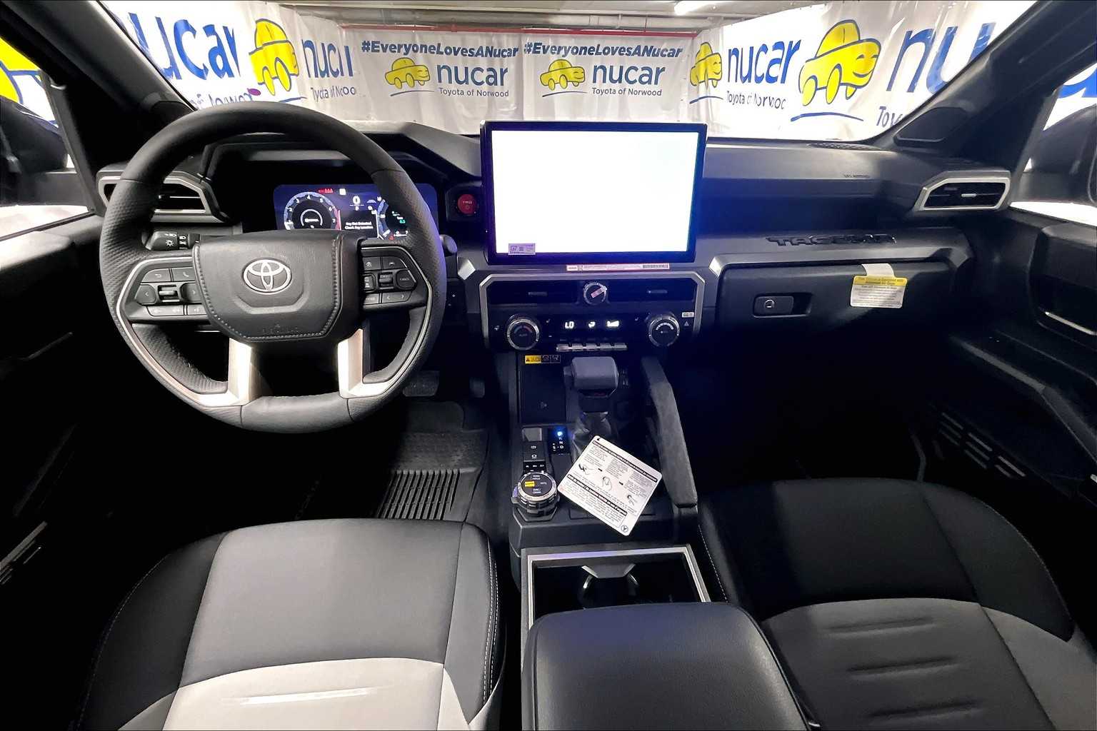 2025 Toyota Tacoma TRD Off Road Hybrid - Photo 12