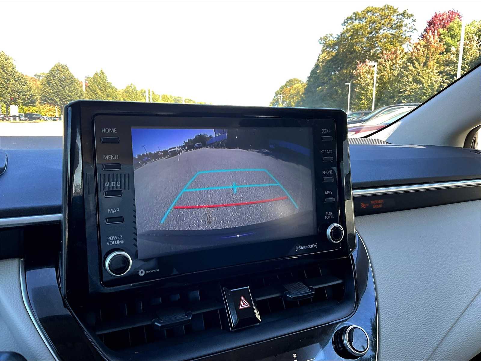 2022 Toyota Corolla LE - Photo 19