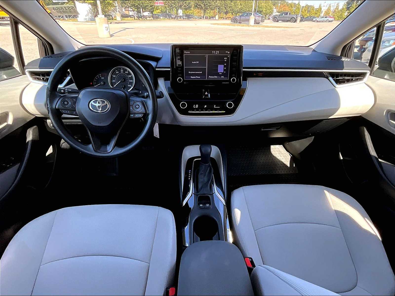2022 Toyota Corolla LE - Photo 21