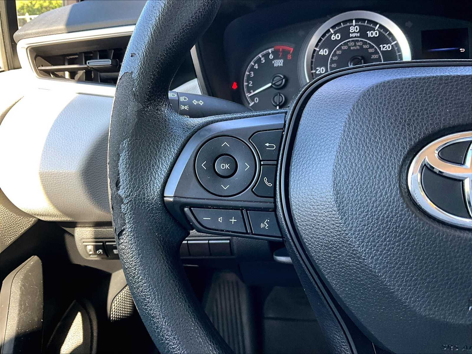 2022 Toyota Corolla LE - Photo 23