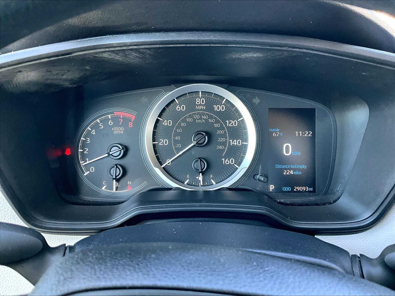 2022 Toyota Corolla LE - Photo 25
