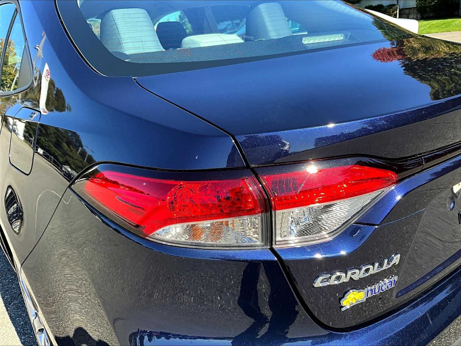 2022 Toyota Corolla LE - Photo 34