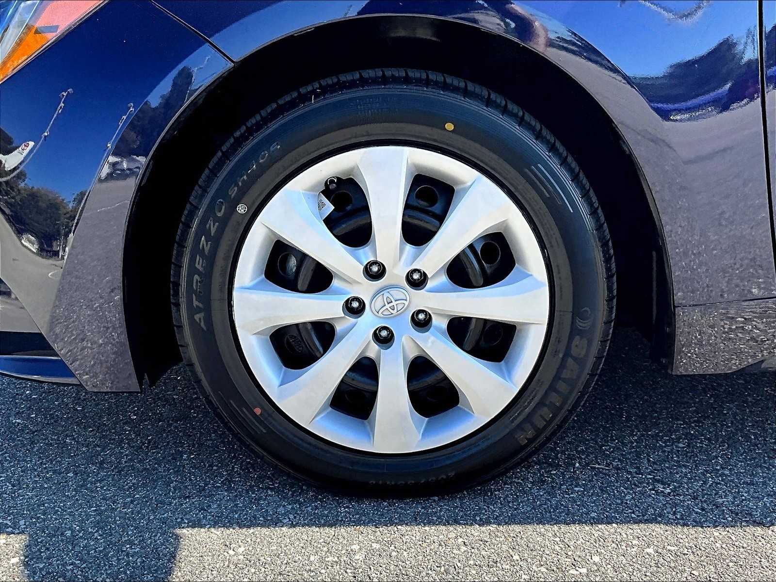 2022 Toyota Corolla LE - Photo 7