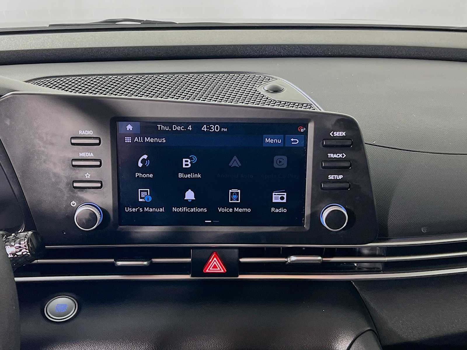 2023 Hyundai Elantra SEL - Photo 14