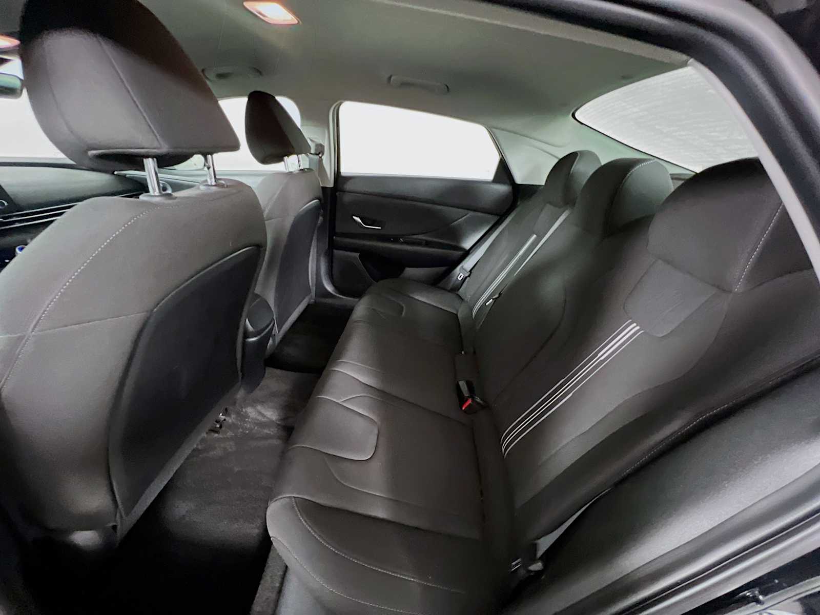 2023 Hyundai Elantra SEL - Photo 23