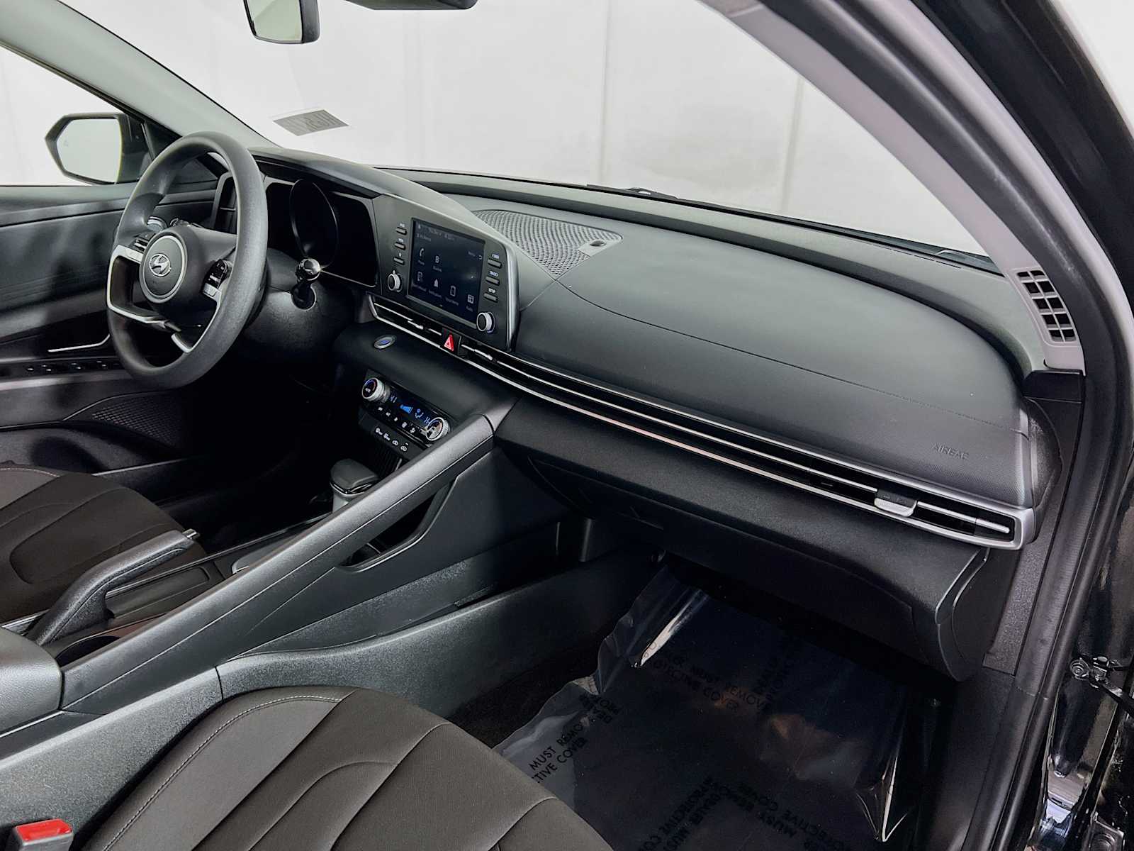 2023 Hyundai Elantra SEL - Photo 27