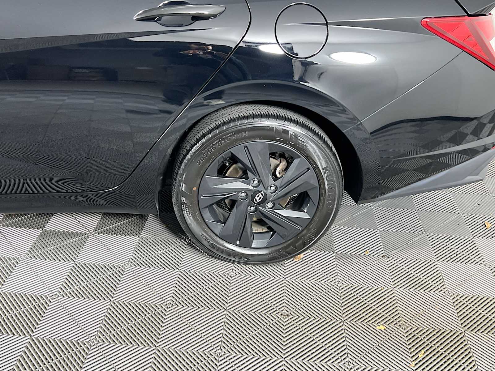 2023 Hyundai Elantra SEL - Photo 29