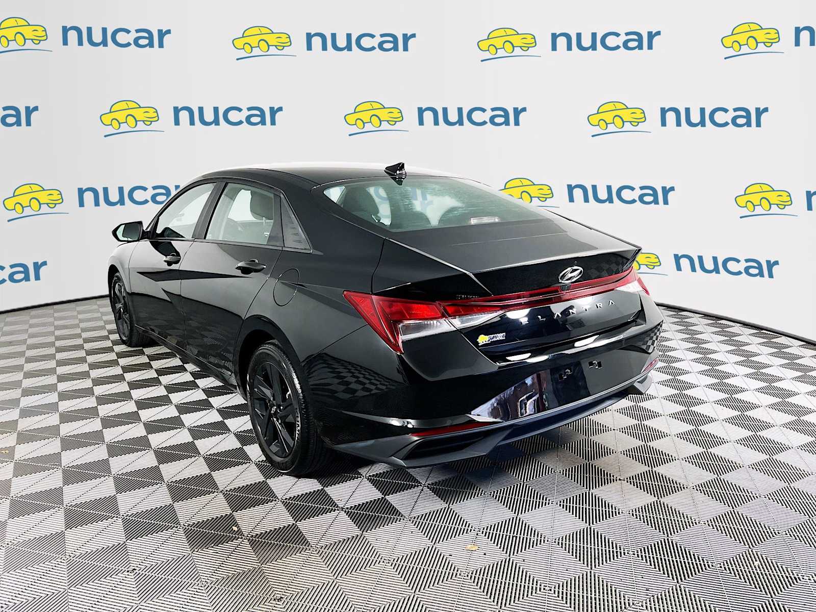 2023 Hyundai Elantra SEL - Photo 5