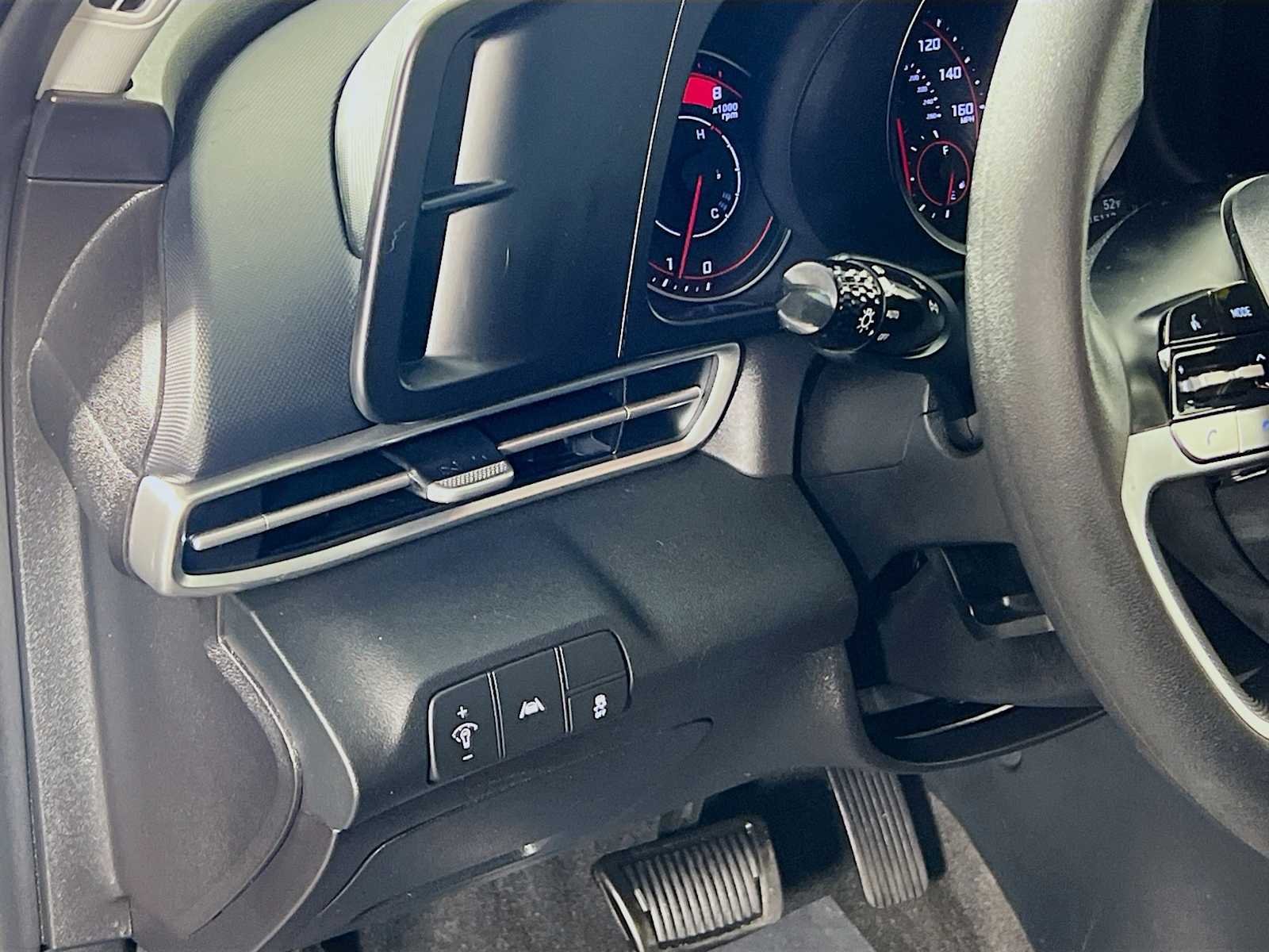 2023 Hyundai Elantra SEL - Photo 10