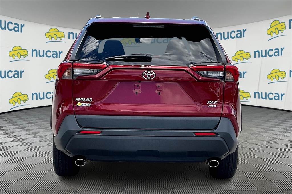 2022 Toyota RAV4 XLE - Photo 5