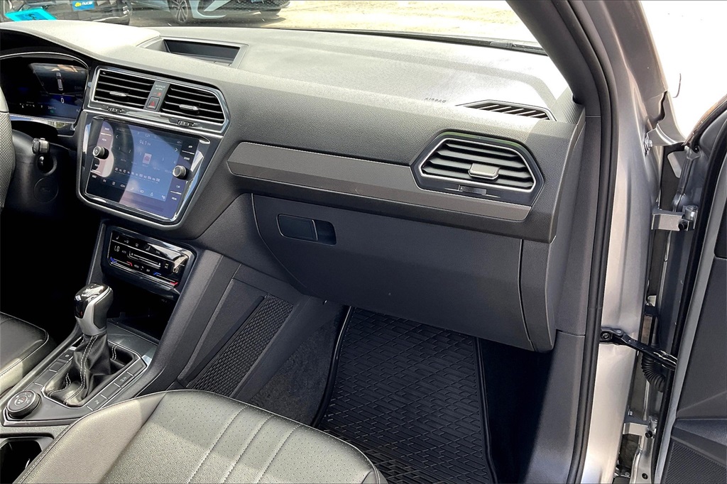 2024 Volkswagen Tiguan 2.0T SE R-Line Black - Photo 12