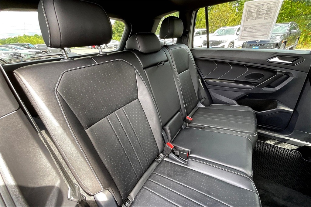 2024 Volkswagen Tiguan 2.0T SE R-Line Black - Photo 15