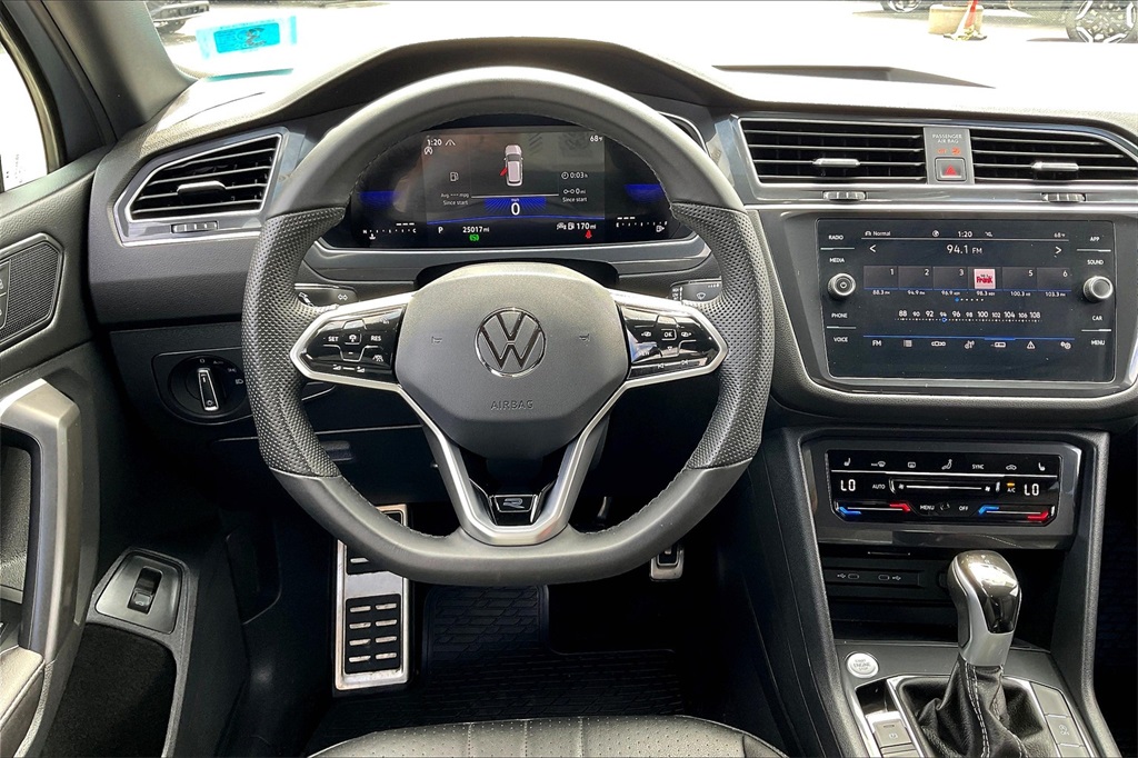 2024 Volkswagen Tiguan 2.0T SE R-Line Black - Photo 16