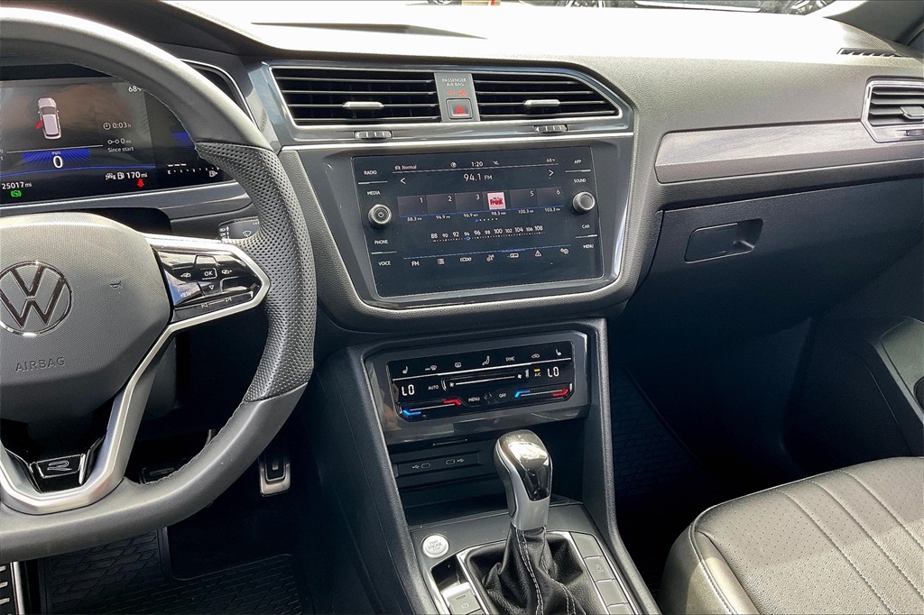 2024 Volkswagen Tiguan 2.0T SE R-Line Black - Photo 17