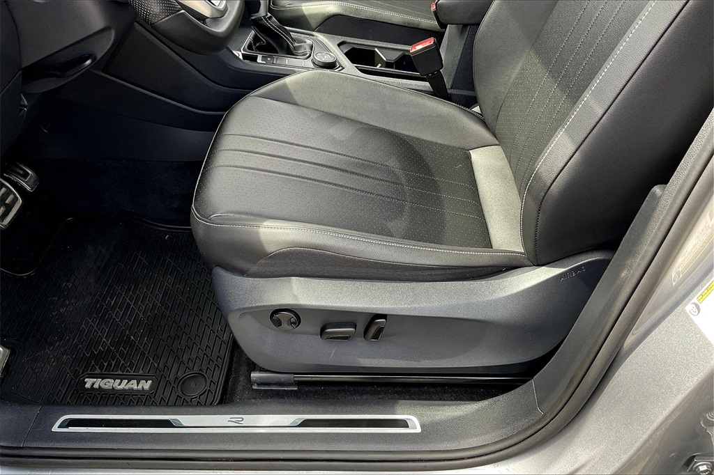 2024 Volkswagen Tiguan 2.0T SE R-Line Black - Photo 34