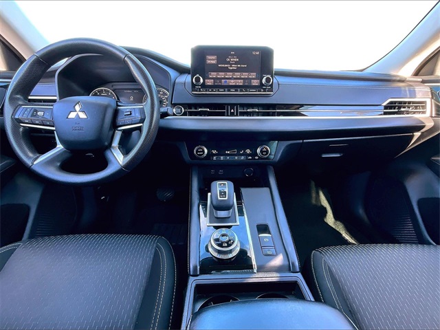 2022 Mitsubishi Outlander ES - Photo 20