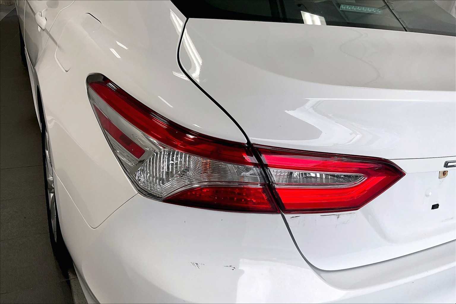 2018 Toyota Camry LE - Photo 33