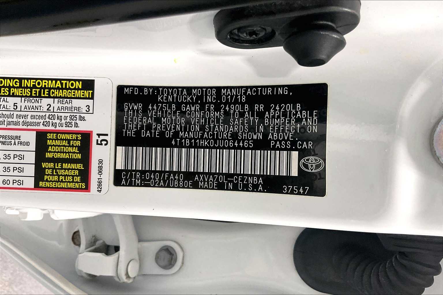 2018 Toyota Camry LE - Photo 35
