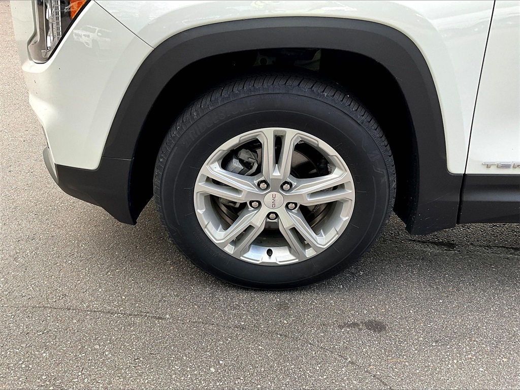 2023 GMC Terrain SLE - Photo 7
