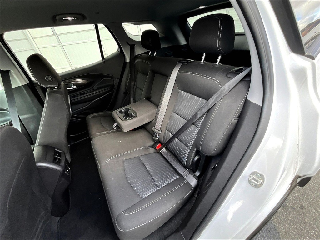 2024 GMC Terrain SLE - Photo 15