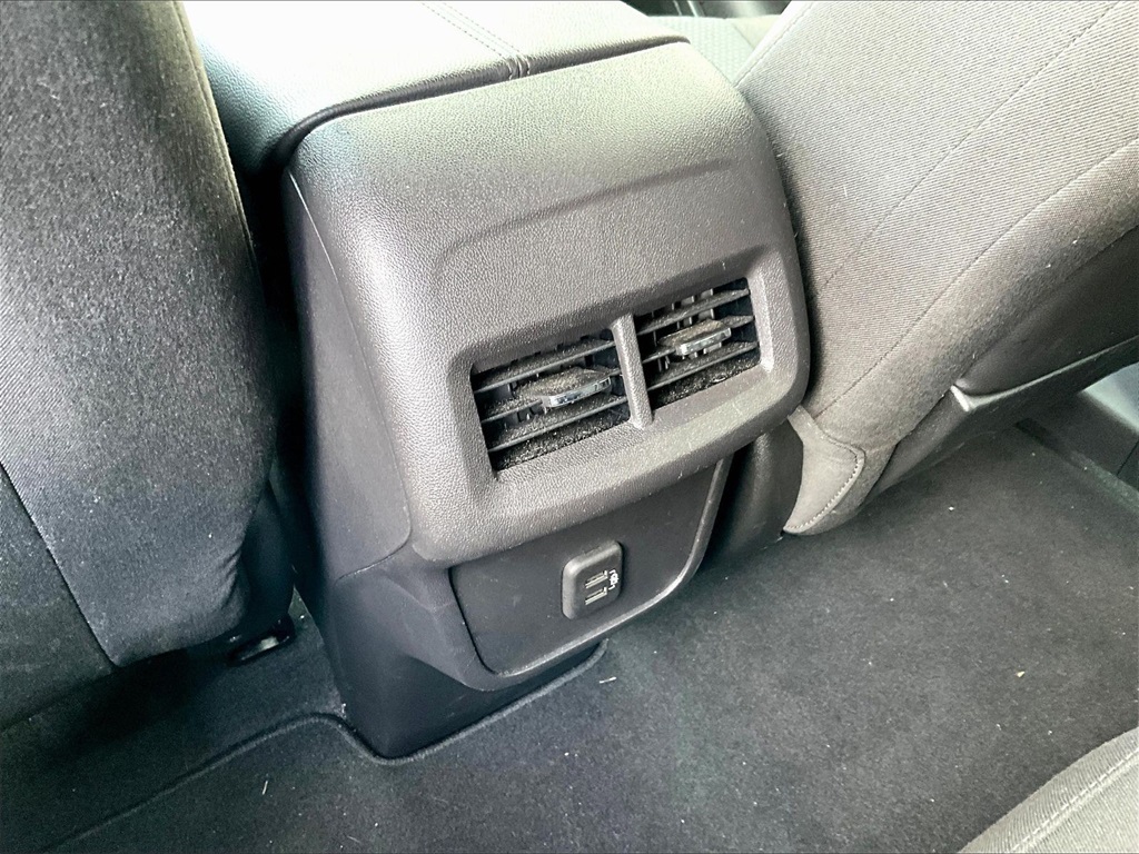 2024 GMC Terrain SLE - Photo 27