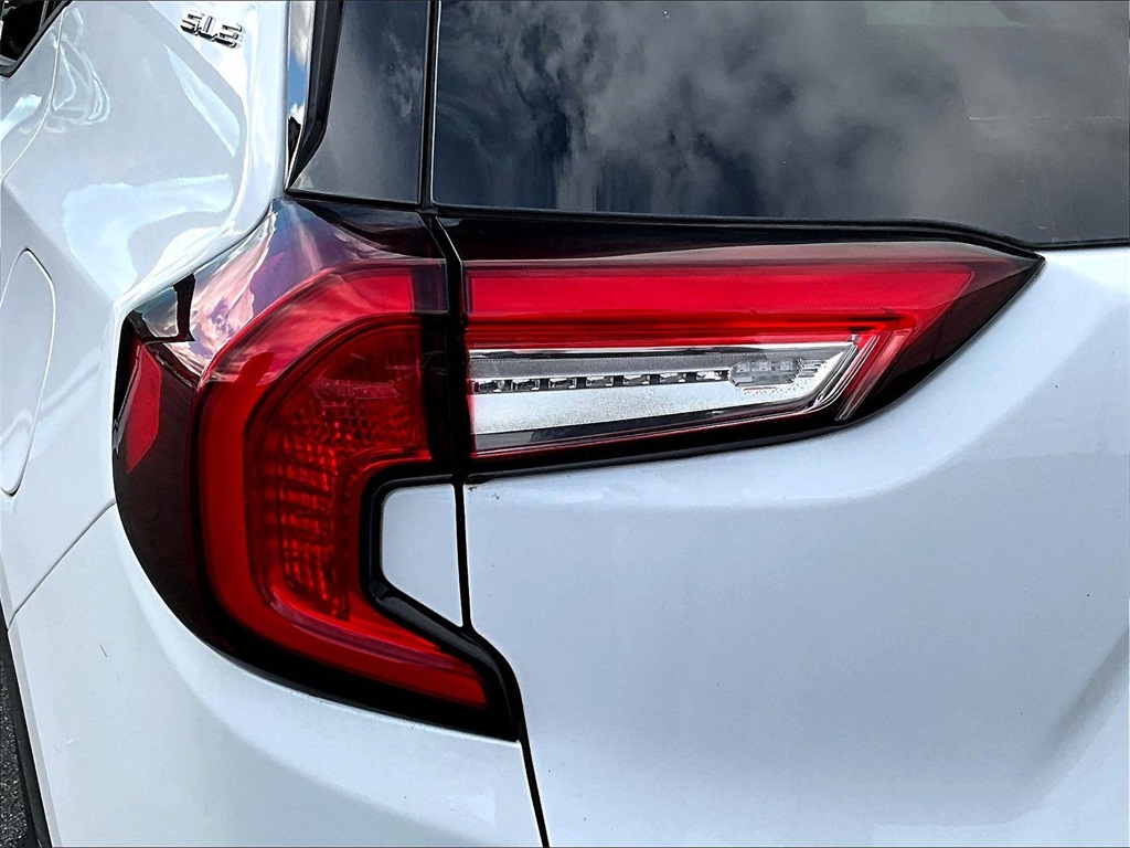 2024 GMC Terrain SLE - Photo 31