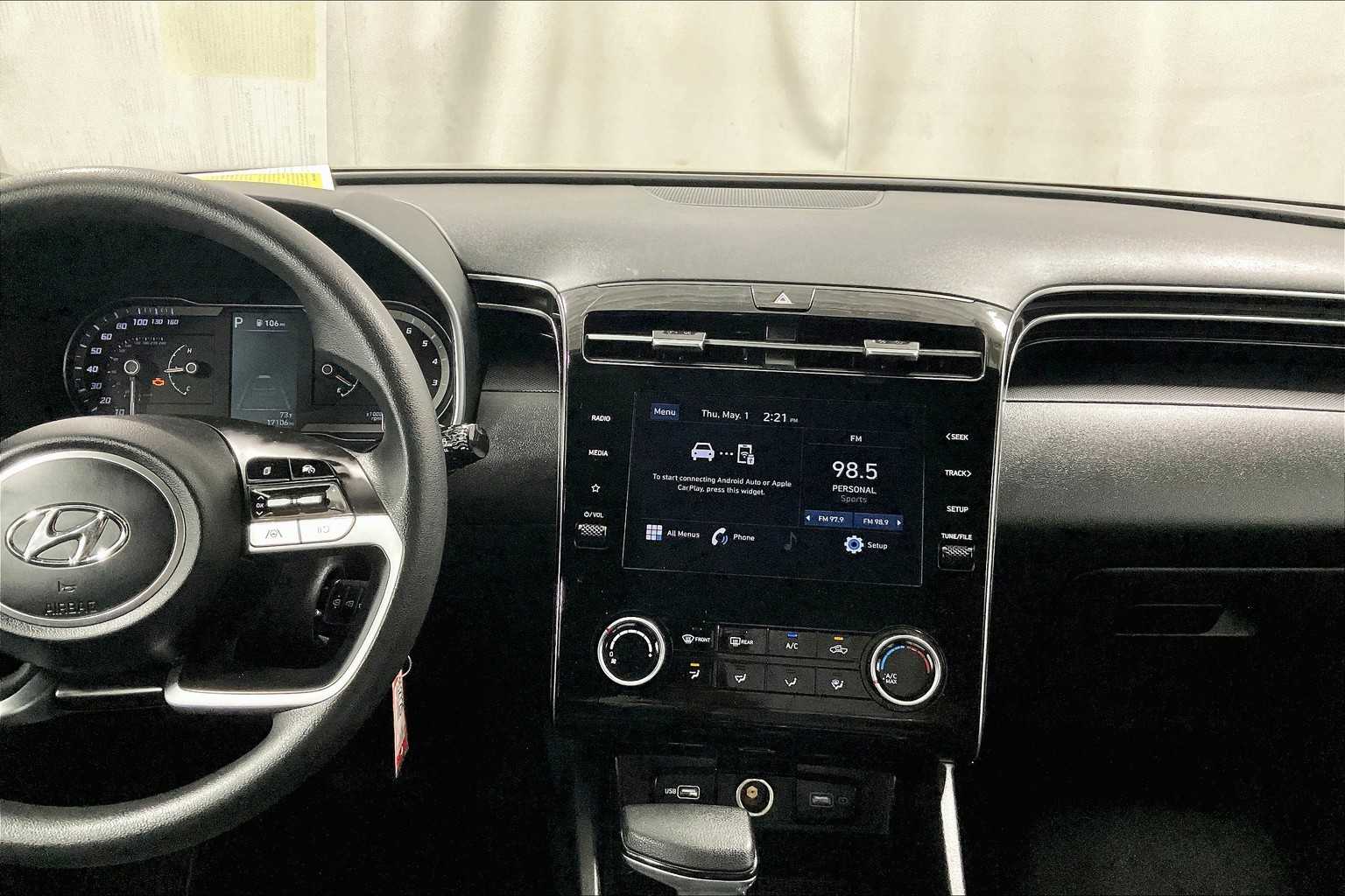 2024 Hyundai Santa Cruz SE - Photo 18