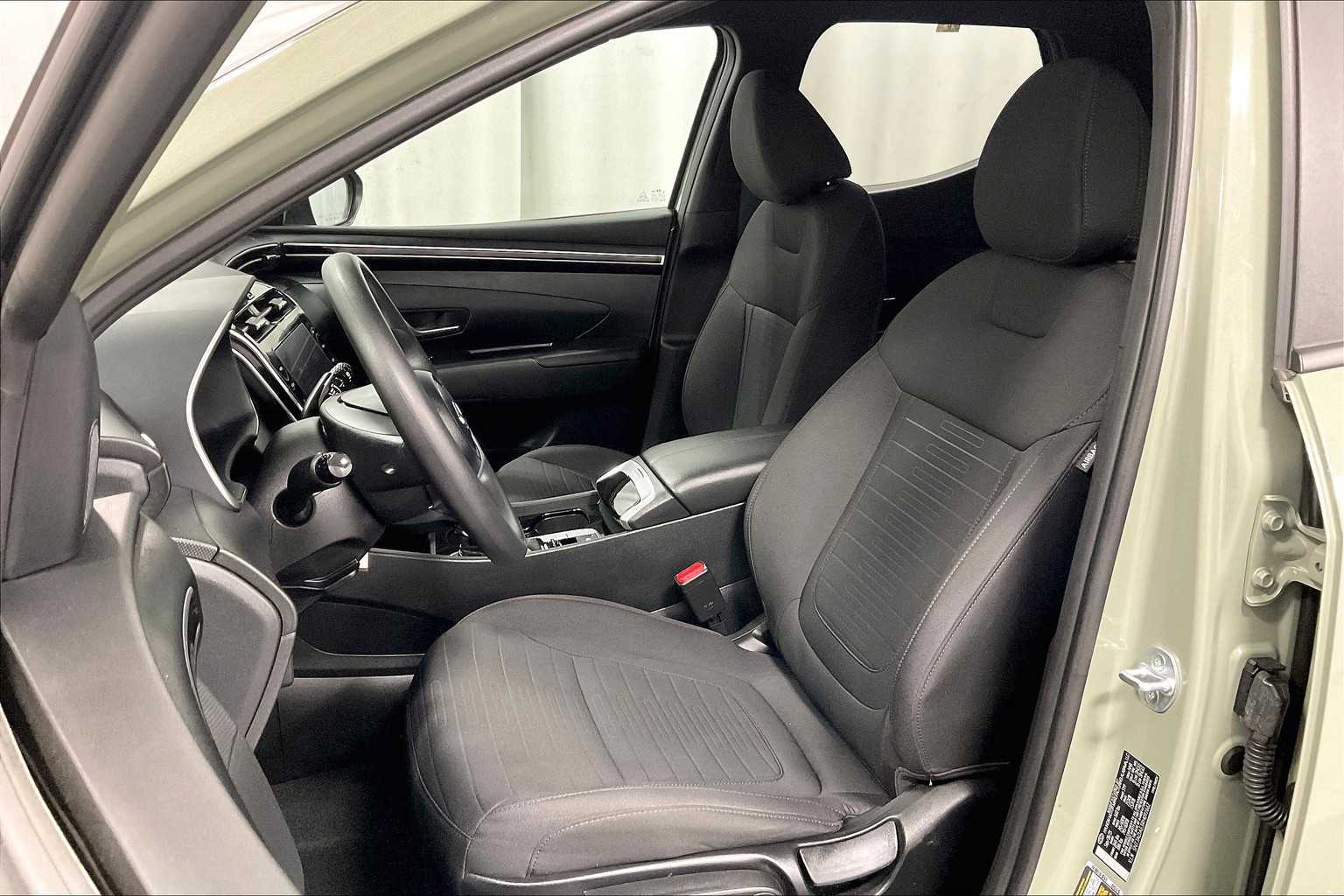 2024 Hyundai Santa Cruz SE - Photo 10
