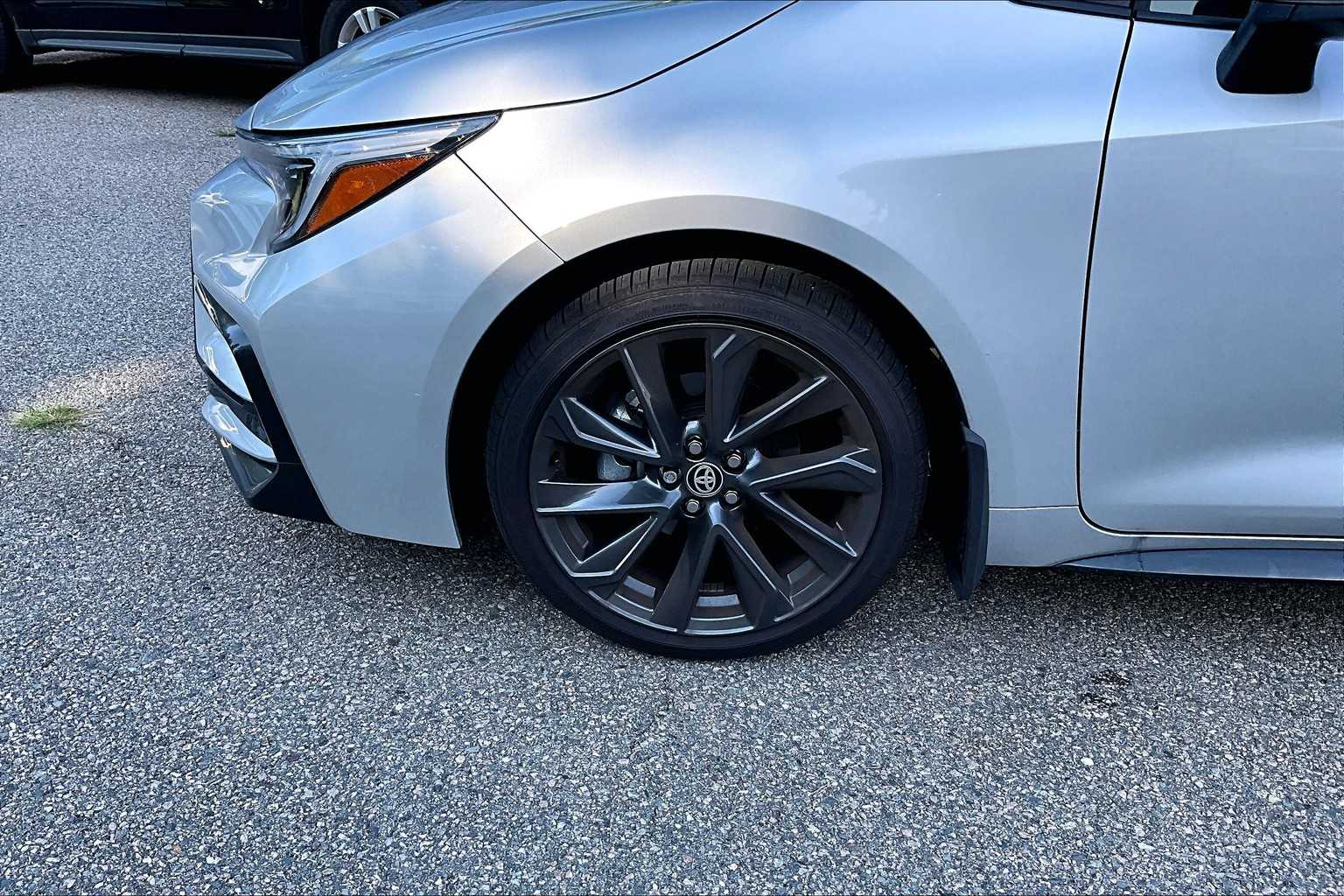 2025 Toyota Corolla XSE - Photo 4