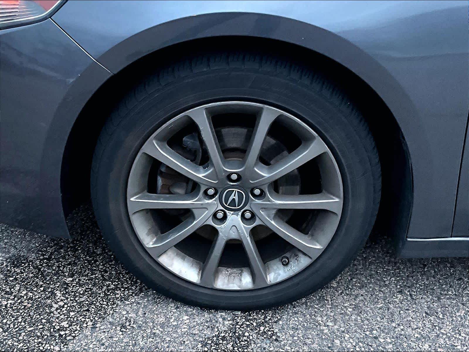 2017 Acura TLX V6 - Photo 4