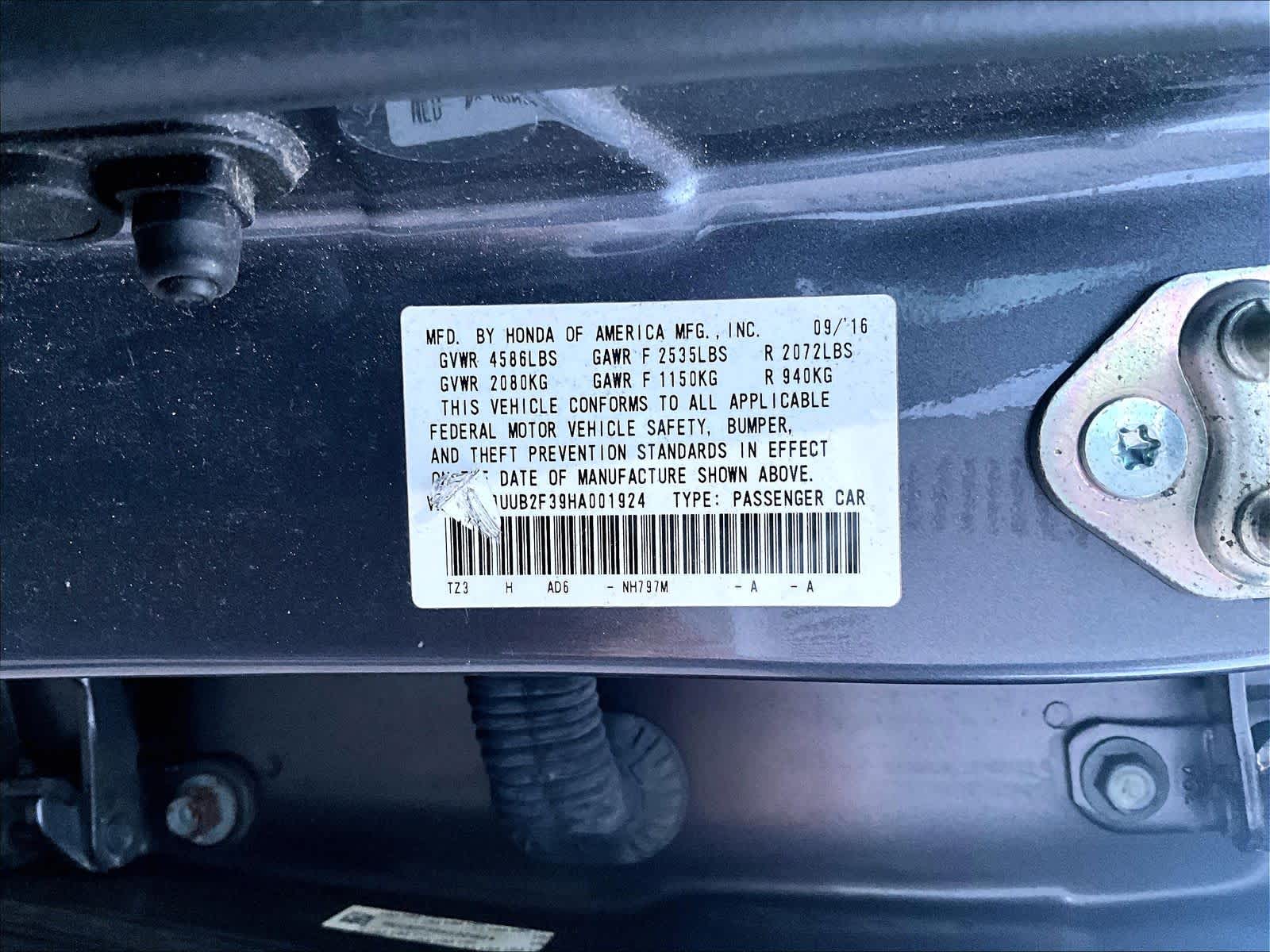 2017 Acura TLX V6 - Photo 6