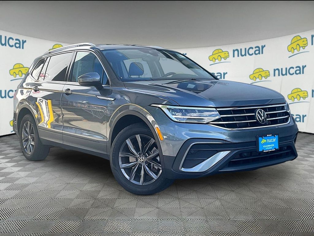 2024 Volkswagen Tiguan 2.0T SE