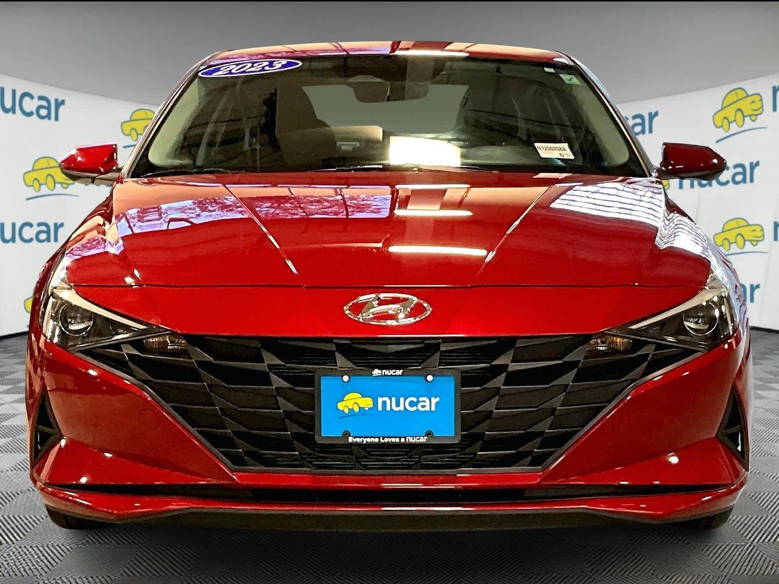 2023 Hyundai Elantra SEL - Photo 2