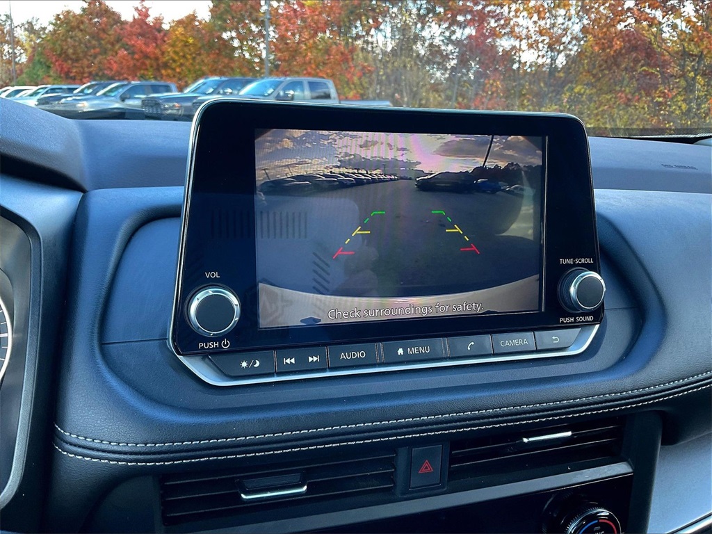 2023 Nissan Rogue SV - Photo 18