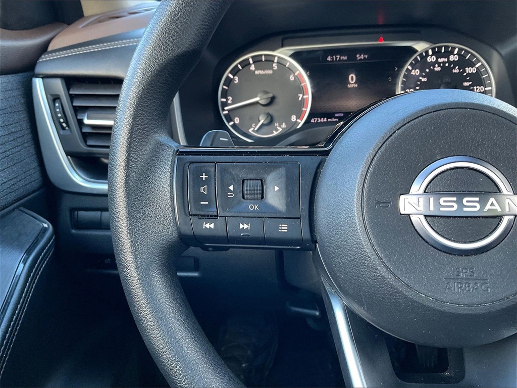 2023 Nissan Rogue SV - Photo 21