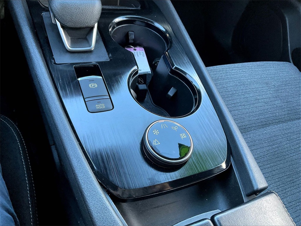2023 Nissan Rogue SV - Photo 33