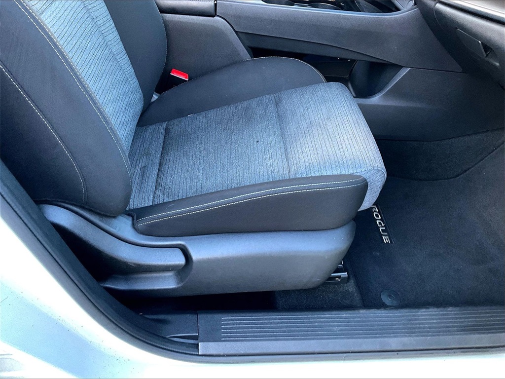 2023 Nissan Rogue SV - Photo 36